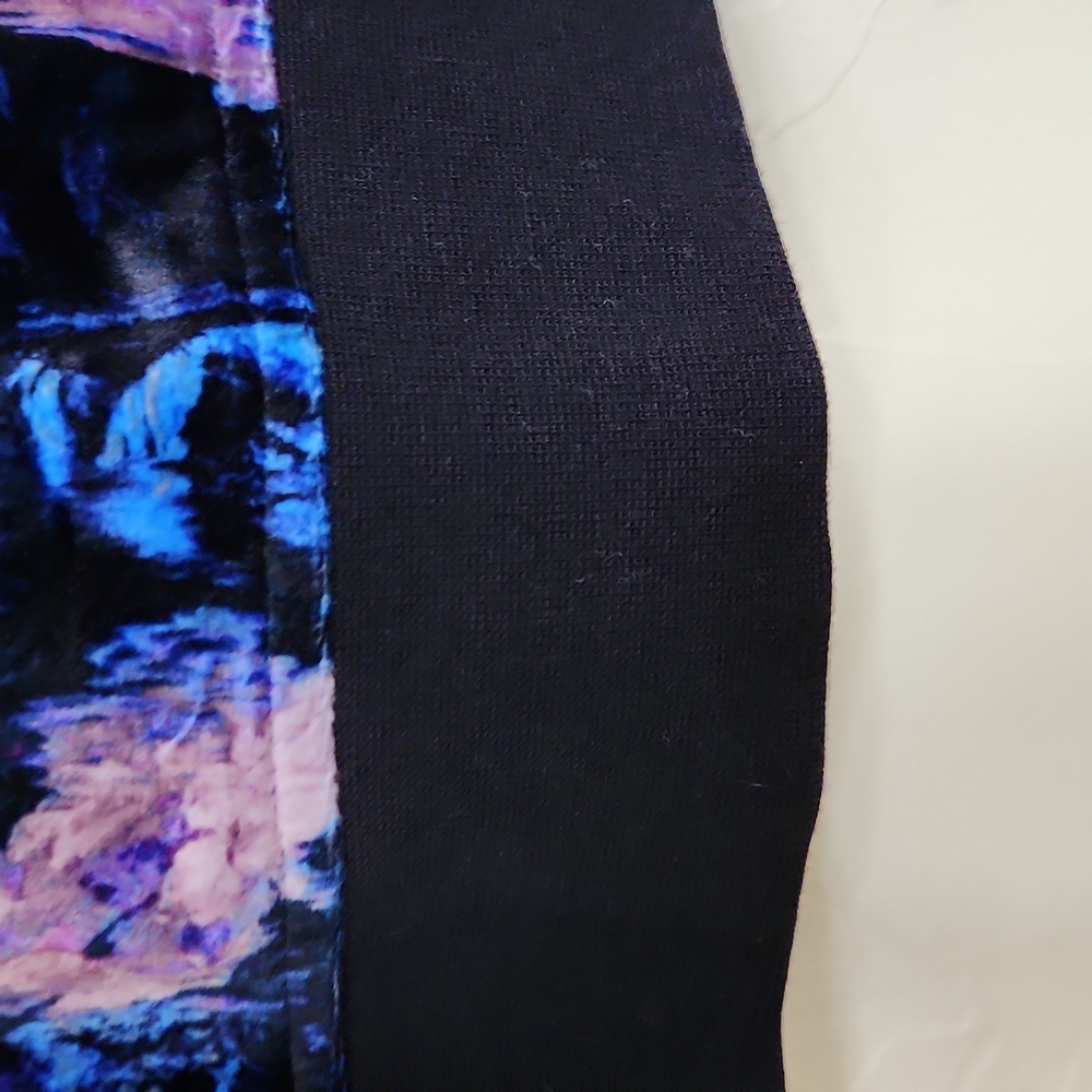Floral Print Women's Hoodie - Picture 11 of 12
